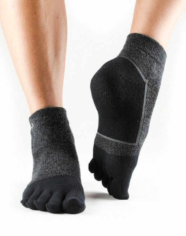 Black (Sport Socks)