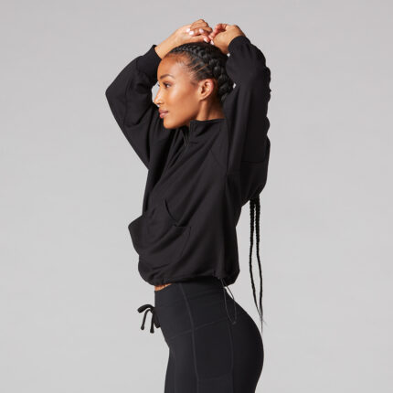 SS23_Apparel_Cozy-Half-Zip_Ebony_Side